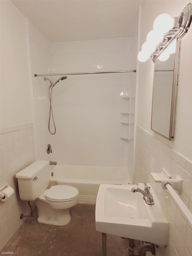 Foto del edificio - 1 br, 1 bath Condo - 26 High St Apt 2