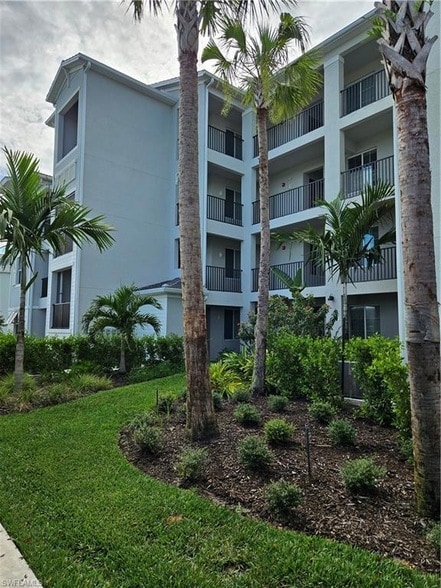 Building Photo - 6046 National Blvd