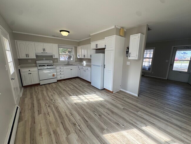 Foto del edificio - 2215 Saratoga Ave