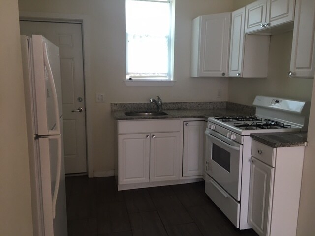 Foto del edificio - 2 BED 1 BATH house in South Philly!