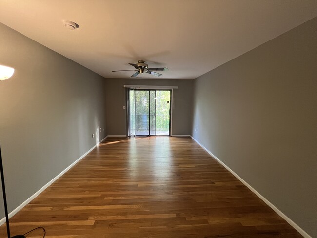 Building Photo - 908 Silver Ct