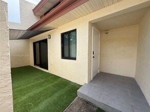 Building Photo - 10672 SW 79th Terrace