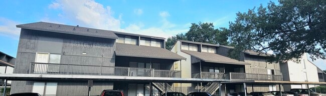 Building Photo - The Establishment Apartments