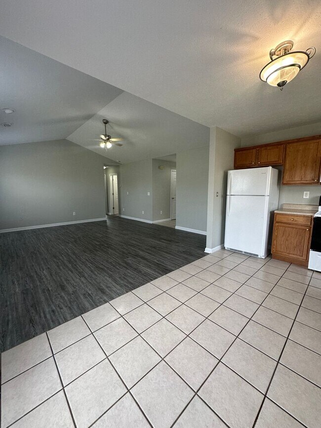 Foto del edificio - 3 Bedroom House in West Lafayette