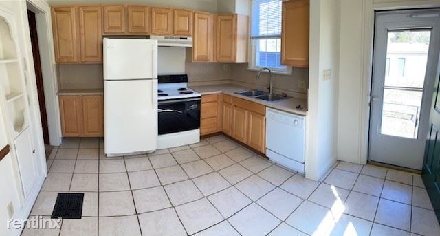 Foto del edificio - 3 br, 1 bath Townhome - 182 W North Broadway