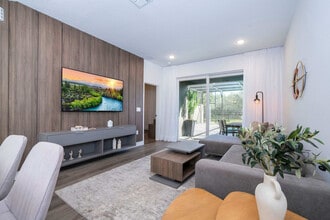 Building Photo - 2501 Santorini Dr