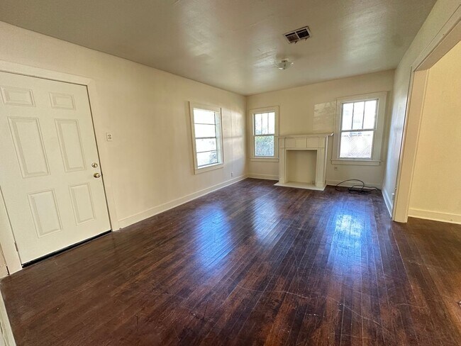 Foto del edificio - Cute 2 bedroom home!