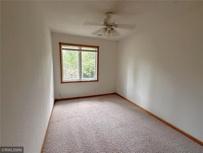 Building Photo - 1279 Pinewood Trail