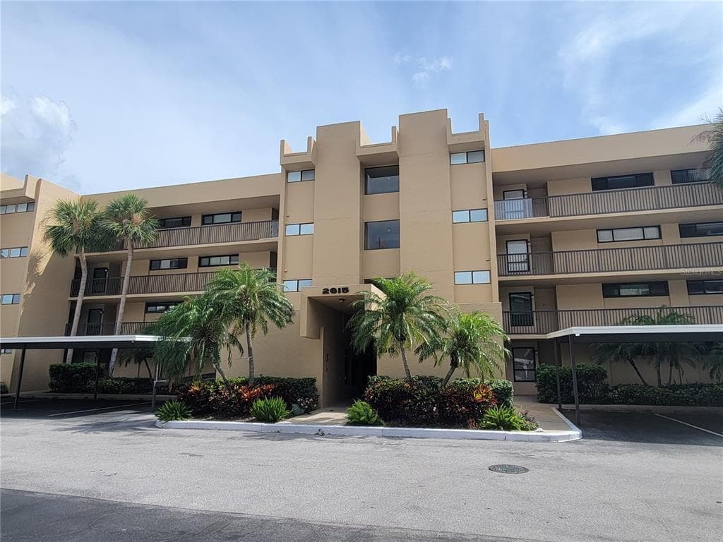Primary Photo - 2615 Cove Cay Dr