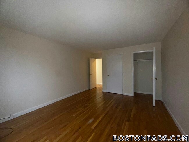 Building Photo - 66 Homer Ave