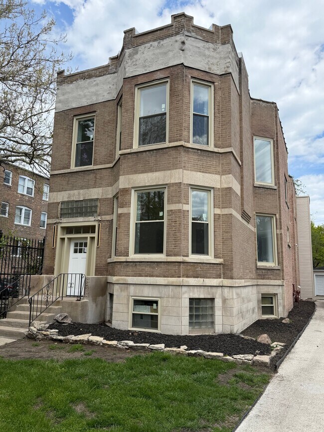 Foto del edificio - 7535 S Coles Ave