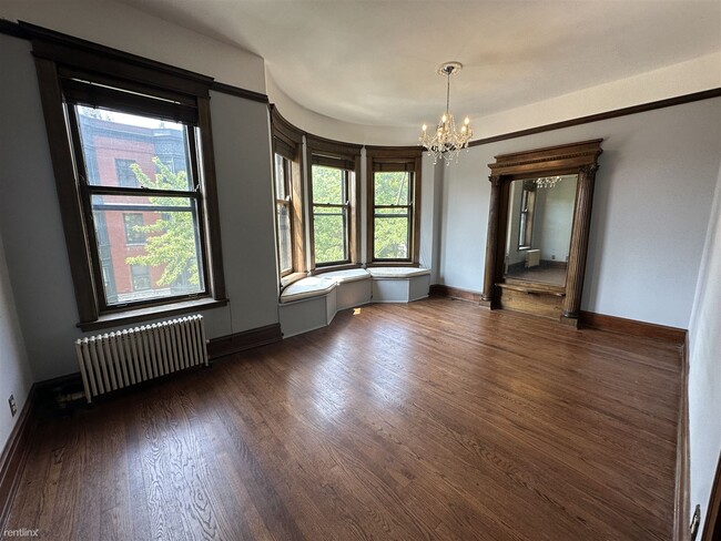 Foto del edificio - 1 br, 1 bath Condo - 2351 N Cleveland Ave