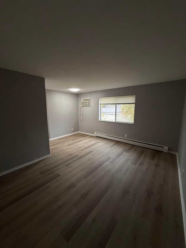 Foto del edificio - Lincoln Woods Flats