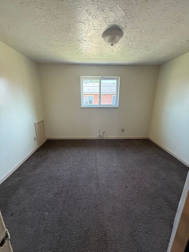 Foto del edificio - Warrensville Heights Townhome