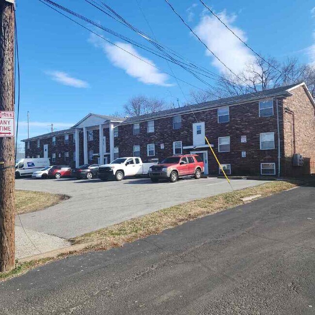 Building Photo - 3517 Georgetown Pl