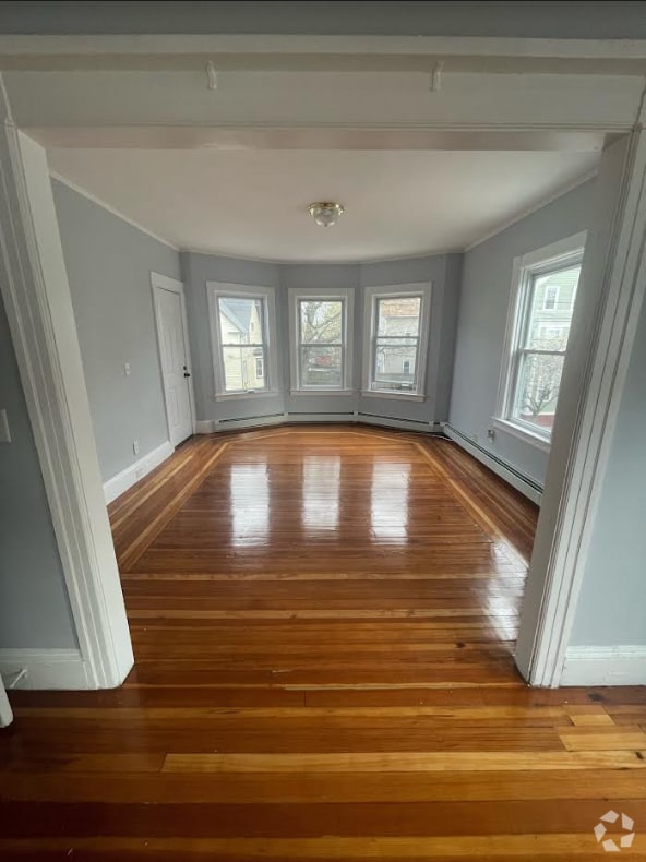 South Elmwood Historic District Apartments for Rent with Hardwood