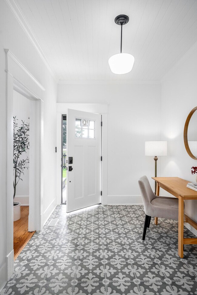 Foto del edificio - 227 Kershaw St NE