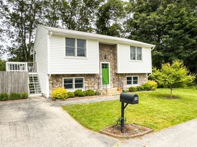 Foto principal - 183 Richmond Dr