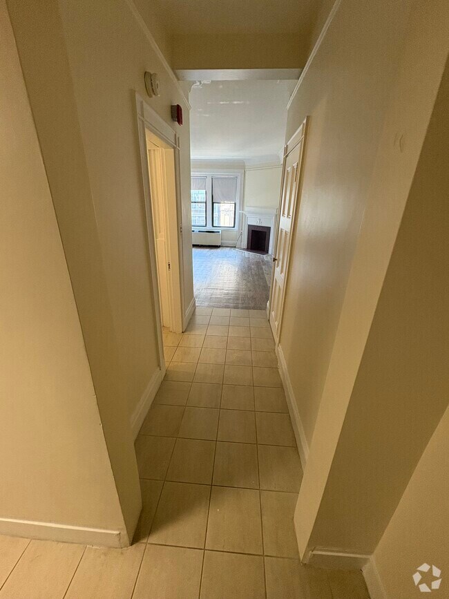 Building Photo - 60 Boylston St