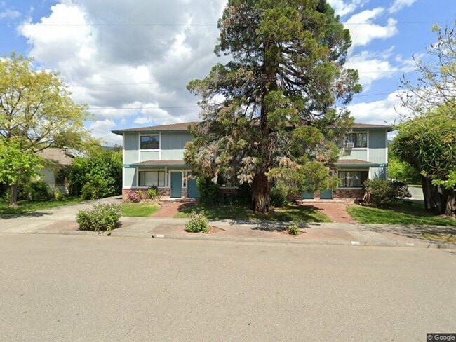 Building Photo - SouthMainStreet -4plex