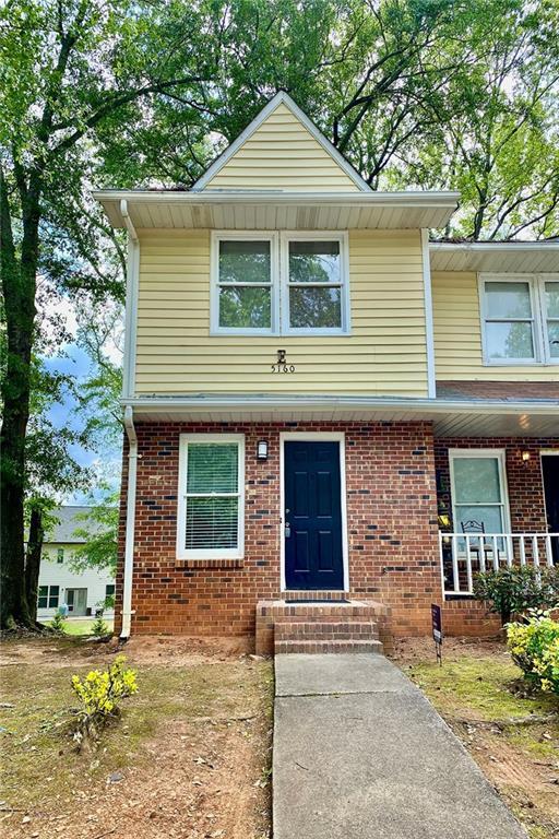 5160 Spring St, Flowery Branch, GA 30542 Townhome Rentals in Flowery