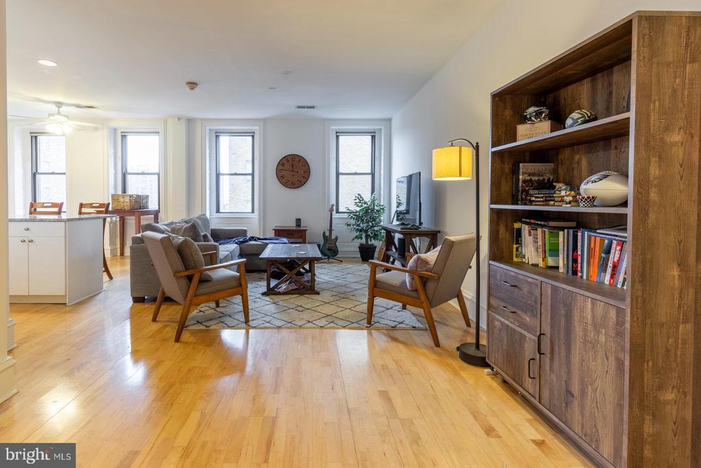 Foto principal - 1920 Chestnut St