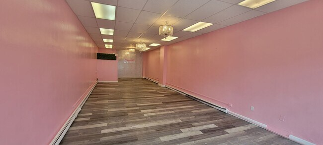 Foto del edificio - 2612-2620 W Greenfield Ave