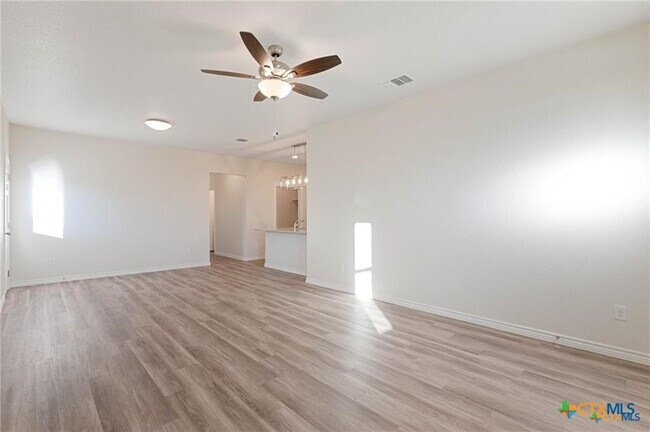 Foto del edificio - 202 Adley Avenue