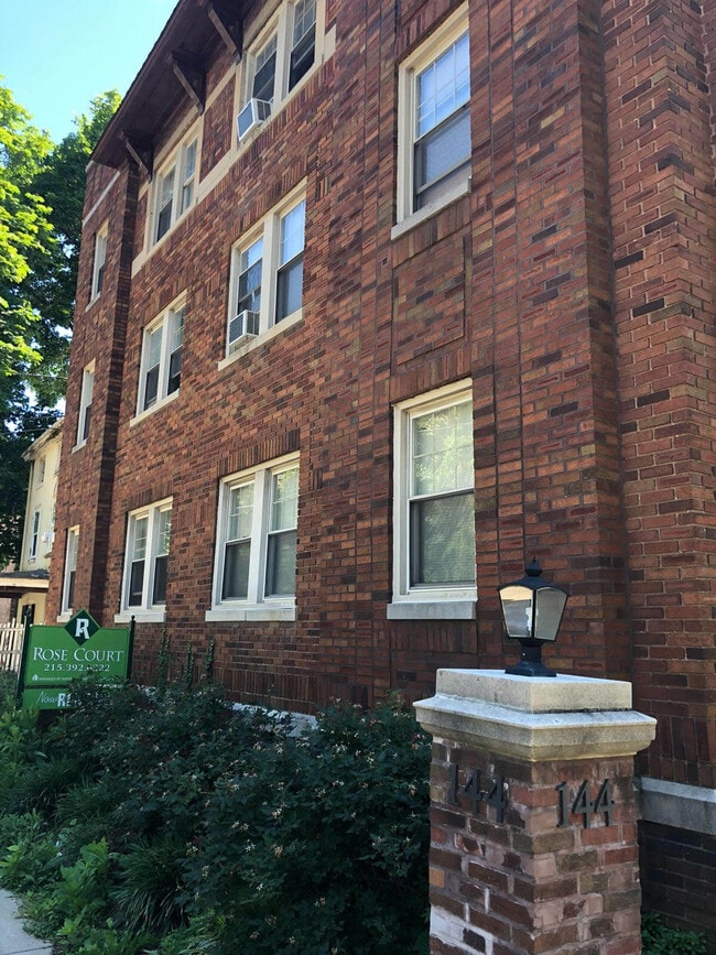 Building Photo - Rose Court Apartments