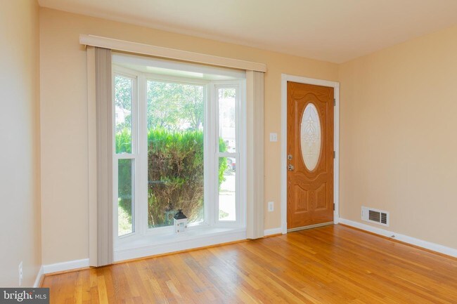 Foto del edificio - 97 S Jordan St