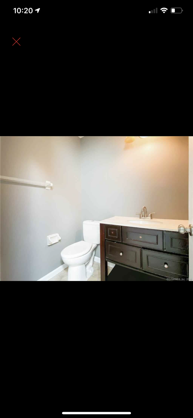 Building Photo - 102 Sandstone Dr