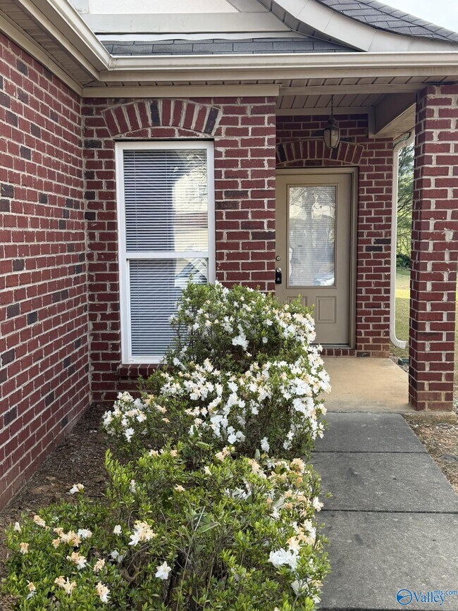 Foto del edificio - 2817 Oxmoor Glen Dr