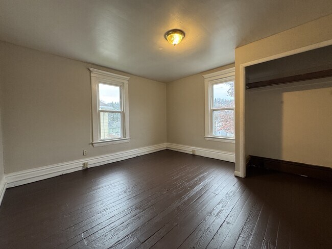 Foto del edificio - 557 Clark St