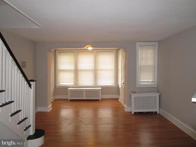 Building Photo - 3829 Lawndale St