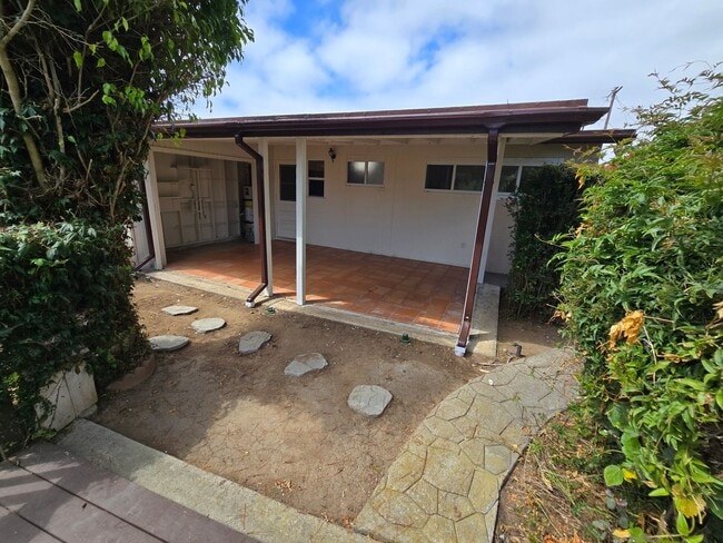 Building Photo - Coconino Ct. 3716-18
