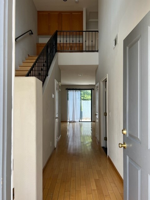 Foto del edificio - 4979 San Marcos Ct