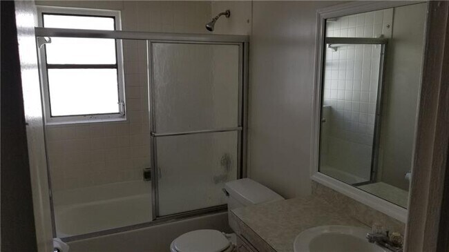 Foto del edificio - 3133 Coral Hills Dr