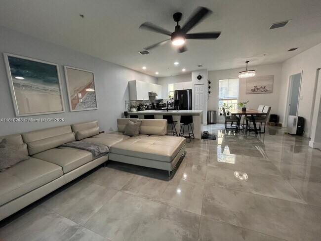 Foto del edificio - 2520 SW 14th Ave