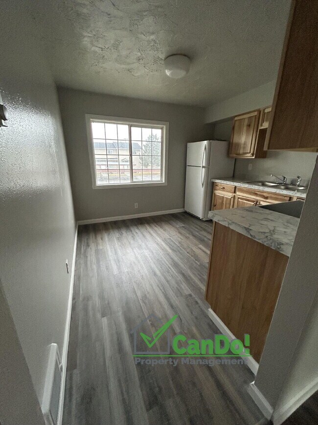 Foto del edificio - Fully remodeled 2 bedroom/1 bathroom apartment for rent in Blackfoot!