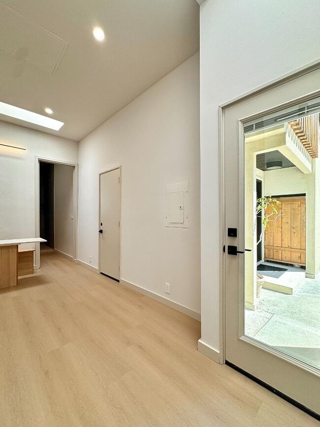 Building Photo - 3577 Louisiana St