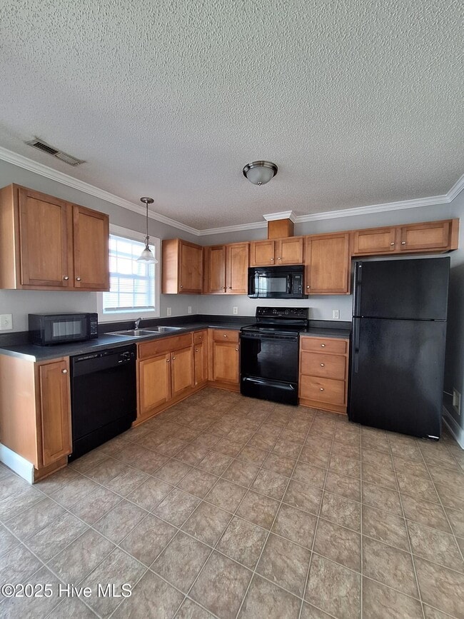Foto del edificio - 4247 Dudleys Grant Dr