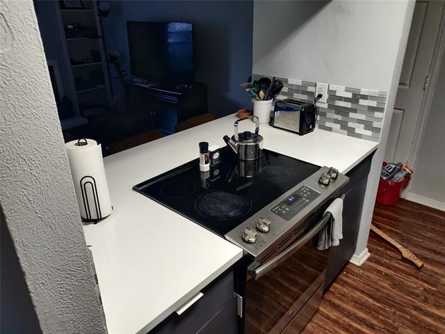 Foto del edificio - 18333 Roehampton Dr
