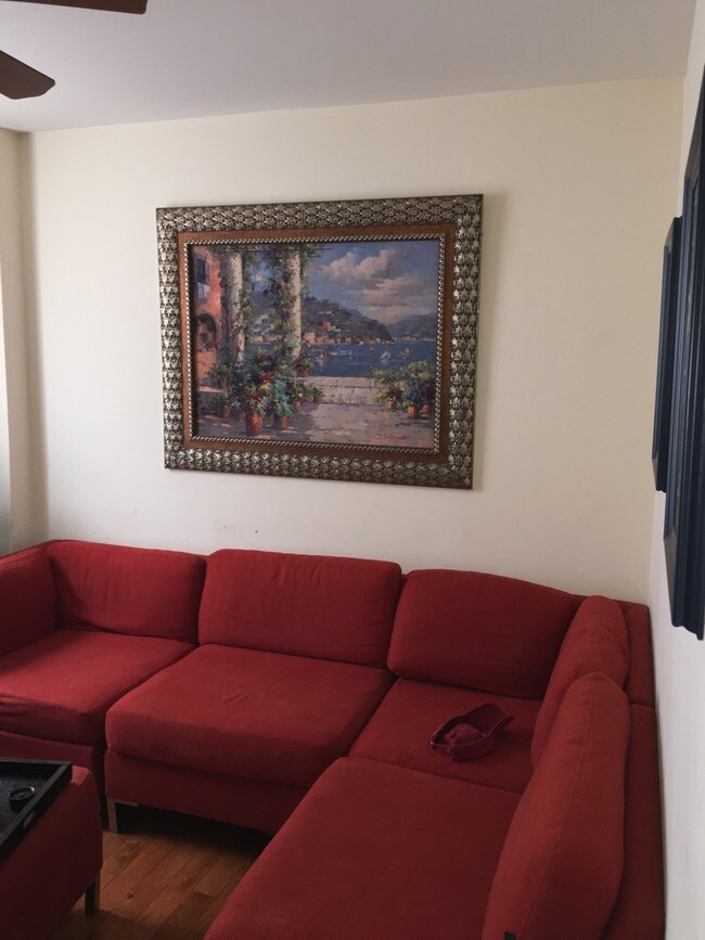 Foto del edificio - 1236 Peters St
