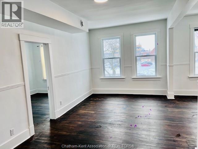 Photo du bâtiment - 58 1/2 Fourth STREET