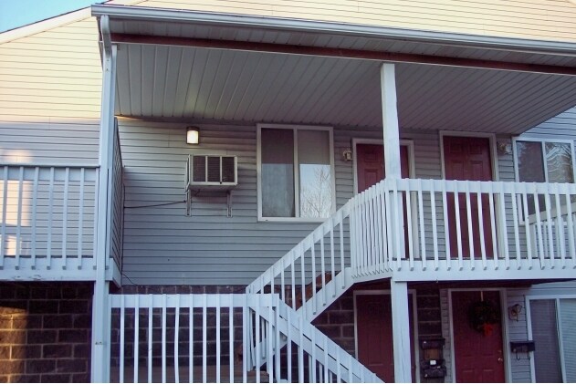 Foto del edificio - 3748 Woodford Ave NW