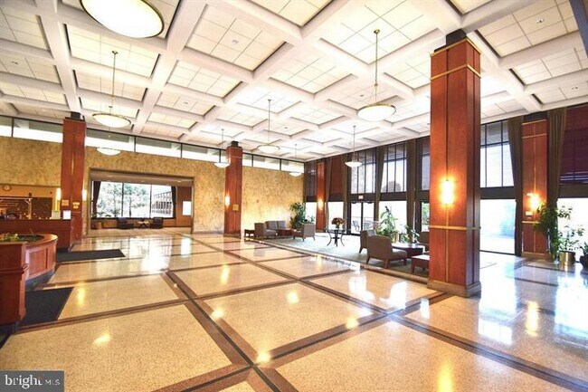 Building Photo - 5501 Seminary Rd