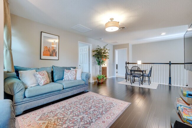 Foto del edificio - 14822 Fells Ln