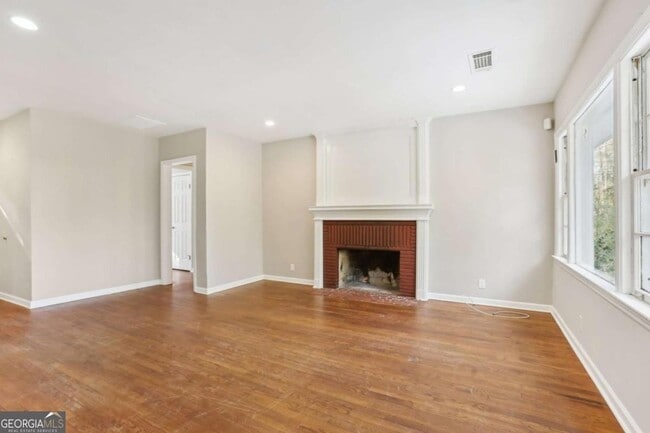 Photo - 1840 Camellia Dr House