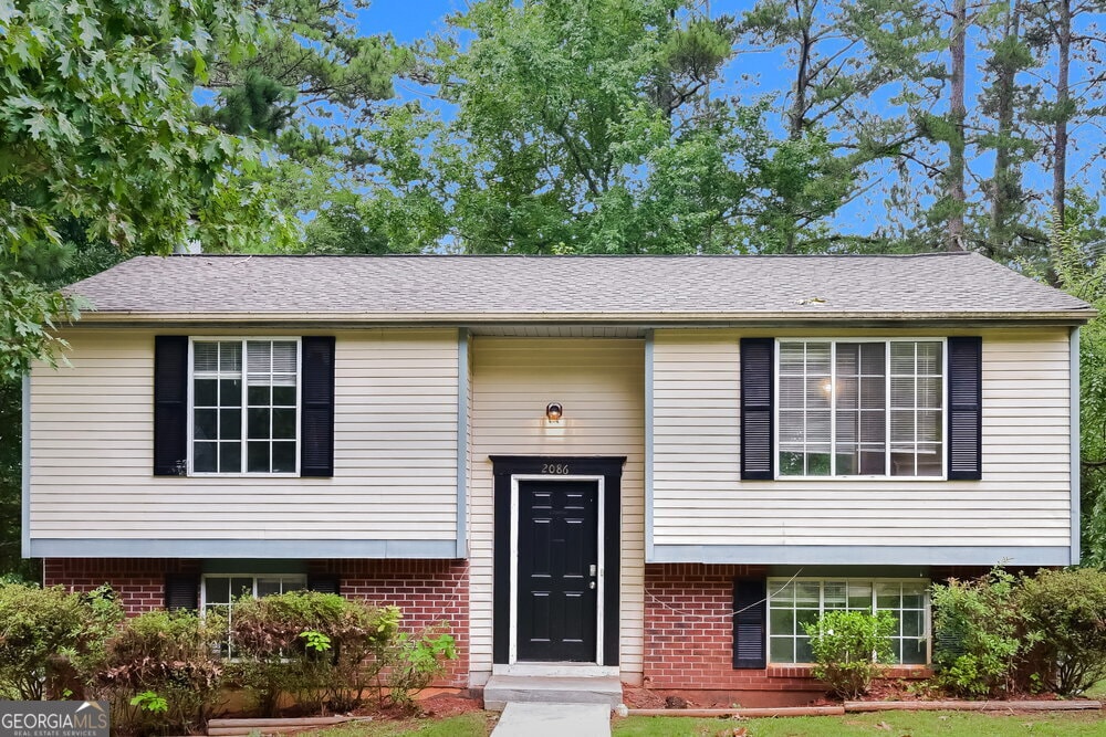 Primary Photo - 2086 Singer Way