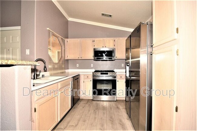 Foto del edificio - 5415 W Harmon Ave
